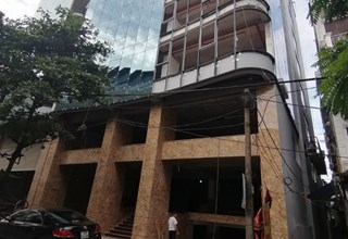 Bán gấp tòa nhà VP VIP 9 tầng mặt phố Hoàng Ngân Dt 400m2. Giá 245 tỷ