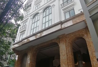 Bán tòa KS 3 Sao 10 tầng phố Nguyễn Thị Định 86 phòng 3 sao. Giá= 200tỷ