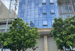 Bán toà nhà VIP 11 tầng mặt phố Cầu Giấy - Nguyễn Văn Huyên Dt398m2 Mt 12m Giá: 380 tỷ