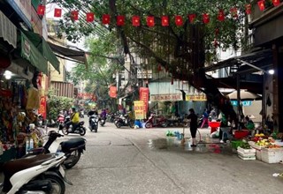MẶT NGÕ Ô TÔ TRÁNH - Hồng Hà 4 tầng 2 THOÁNG 39m chỉ 9.9 tỷ - THẲNG PHỐ KINH DOANH, SĐCC