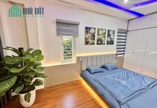 Bán chung cư A14- Nguyễn Chánh, 65m2, 5,2 tỷ- 0975118822