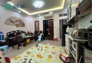 Lý Nam Đế 2 tầng CÓ NÓC – 40m MT4.2 chỉ 5.95 tỷ - NGÕ NÔNG RỘNG, SÂN THOÁNG Ở LUÔN, SĐCC