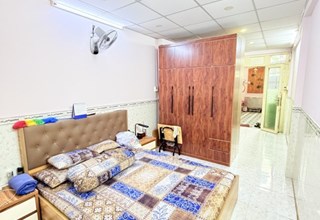Nhà Tôn Thất Hiệp, Phường 13, Quận 11, xe hơi, 50m, chỉ 4,6 tỷ.