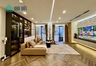 Bán chung cư Mễ Trì Hạ, 120m2, 4pn, giá 7,9 tỷ- 0975118822