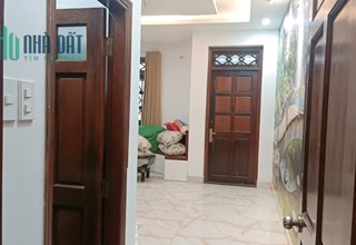 Bán gấp Mặt tiền Nguyễn Khuyến, Phường 12, Bình Thạnh, 4 tầng, kinh doanh, chỉ 15,6 tỷ