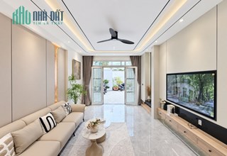Bán gấp nhà Nguyễn Thượng Hiền, Phường 5, Bình Thạnh, 4 tầng, xe hơi, chỉ 10,8 tỷ.